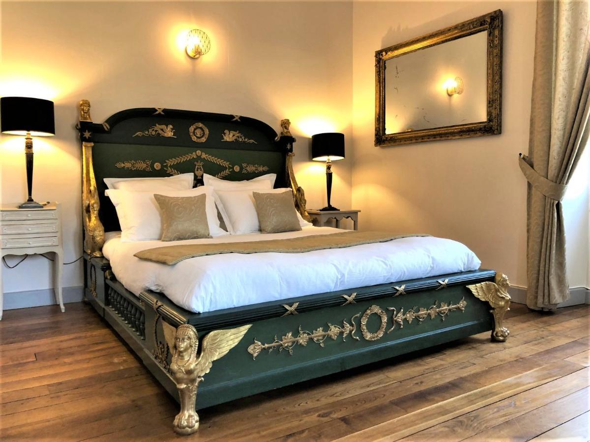 Bed and Breakfast Domaine De Monplaisir Caylus Esterno foto