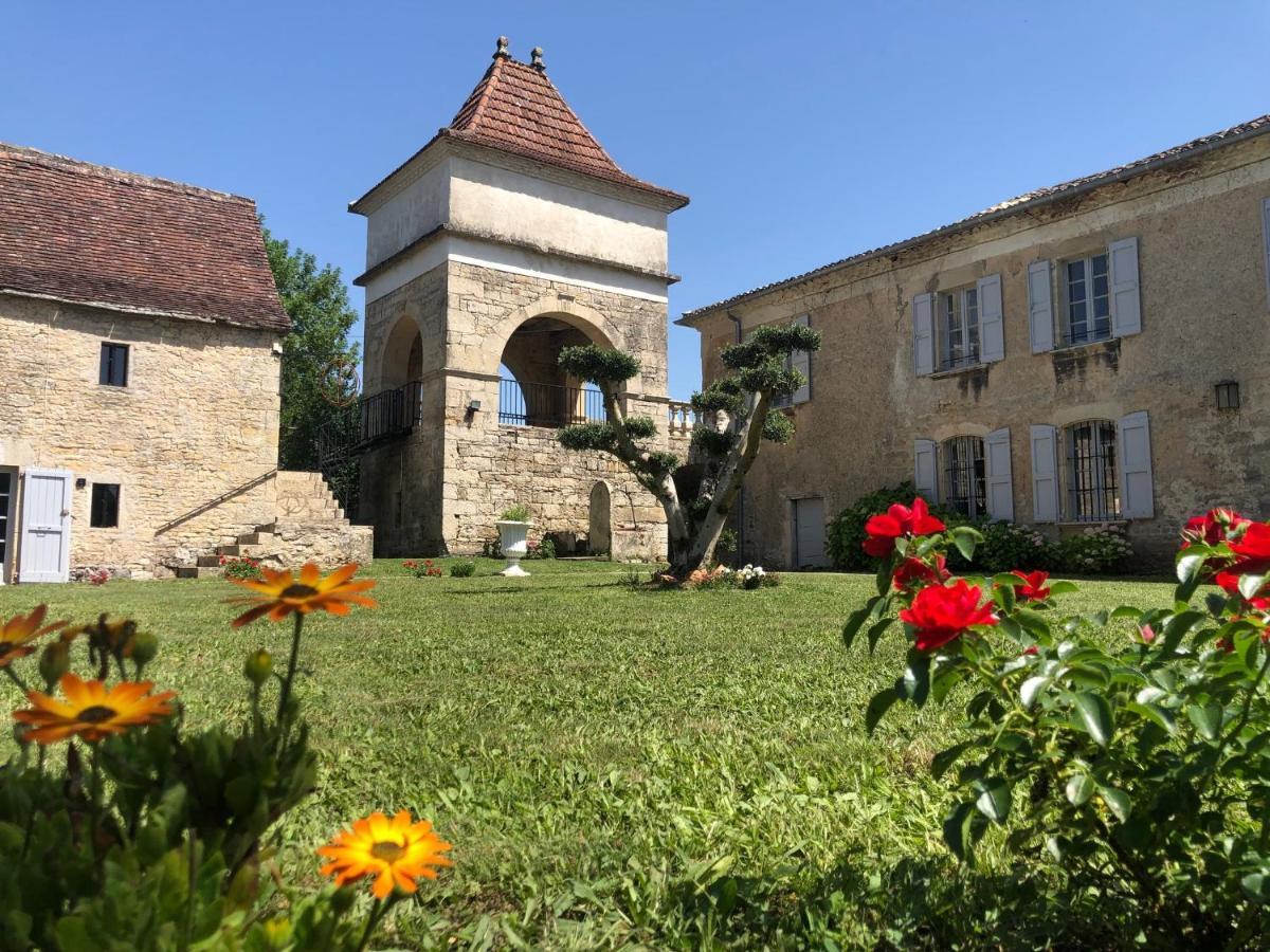 Bed and Breakfast Domaine De Monplaisir Caylus Esterno foto